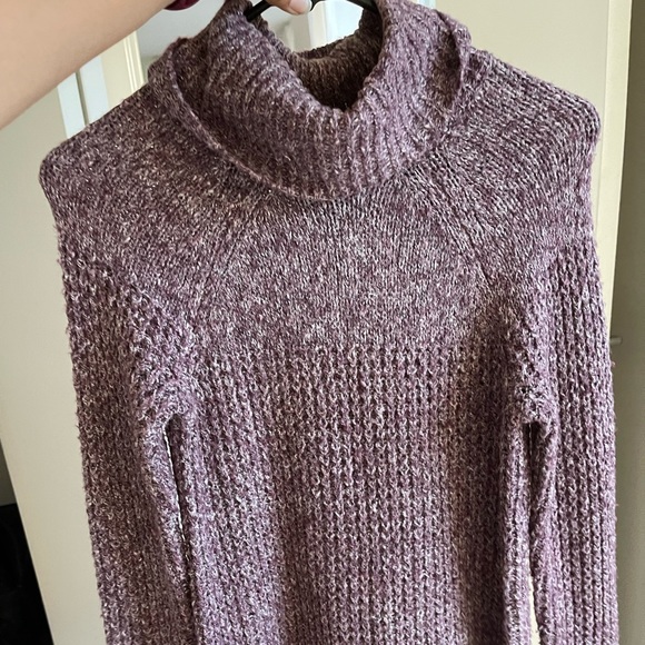 Abercrombie & Fitch Sweater - Picture 1 of 4